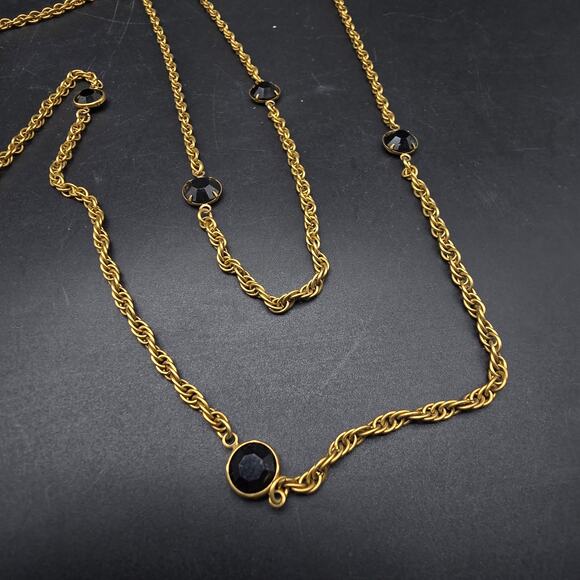 Black Glass Gold Tone Chain Necklace Long Layering Vintage Jewelry - Picture 5 of 7